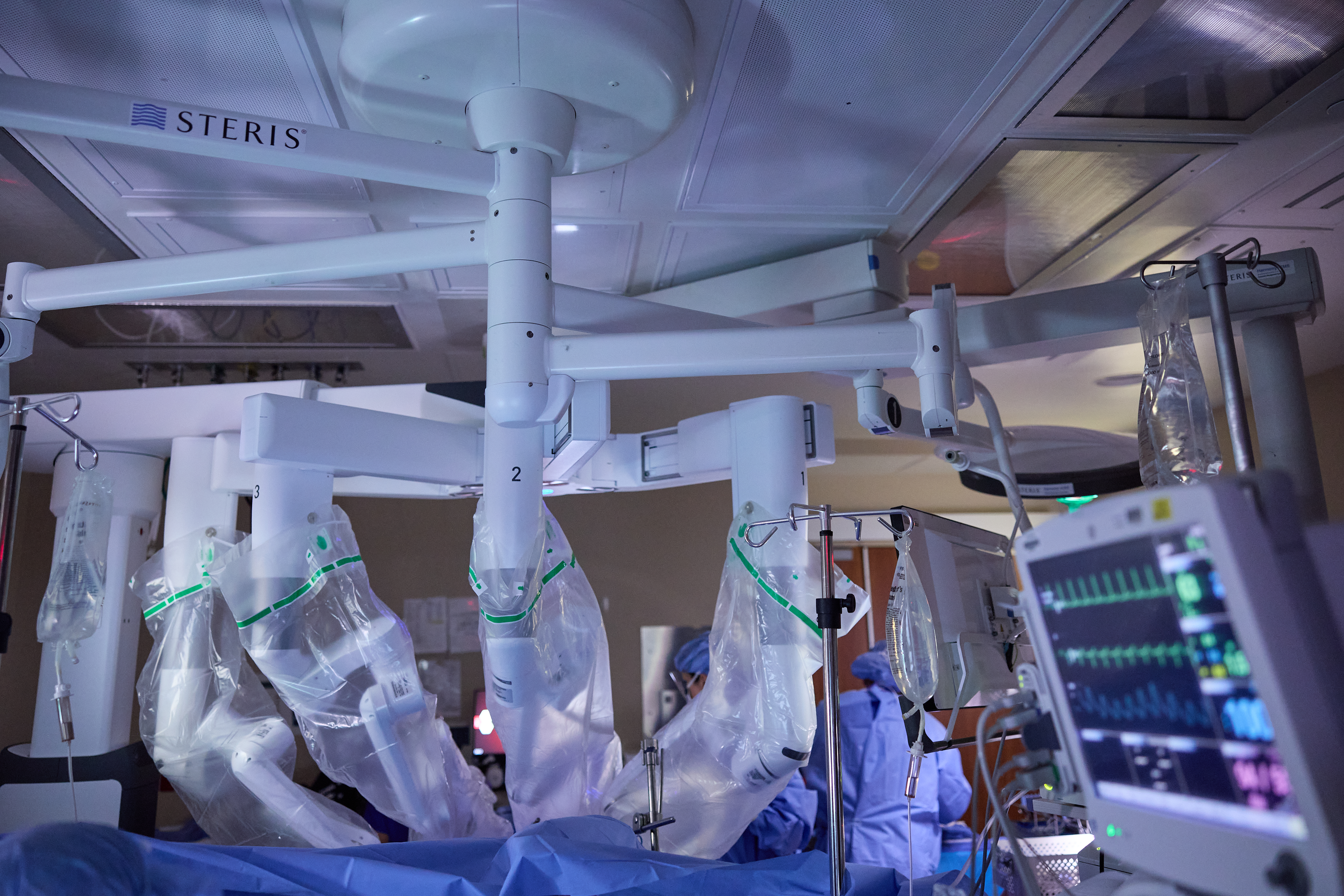 Robotic Technology Makes Complex Urologic Surgeries Possible